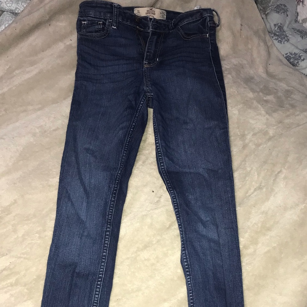 Hollister Super Skinny High Rise Medium Wash Jeans
